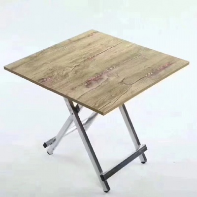 Folding table