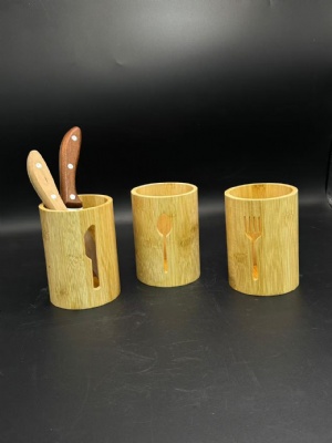 Wooden cutlery holder